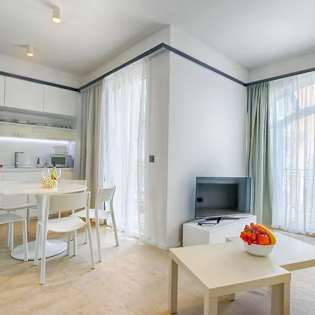 Hotel apartamentowy Belle Epoque Beach Łozenec