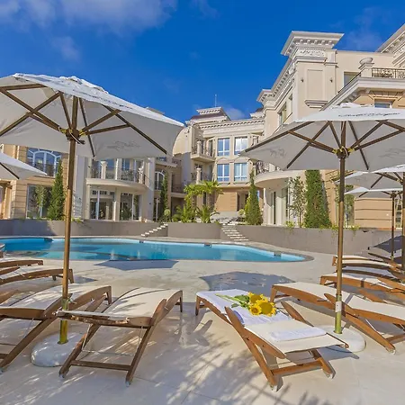 Belle Epoque Beach Апартхотел
