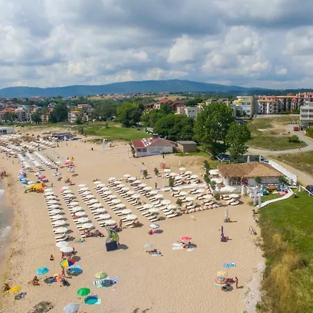 Апартхотел Belle Epoque Beach